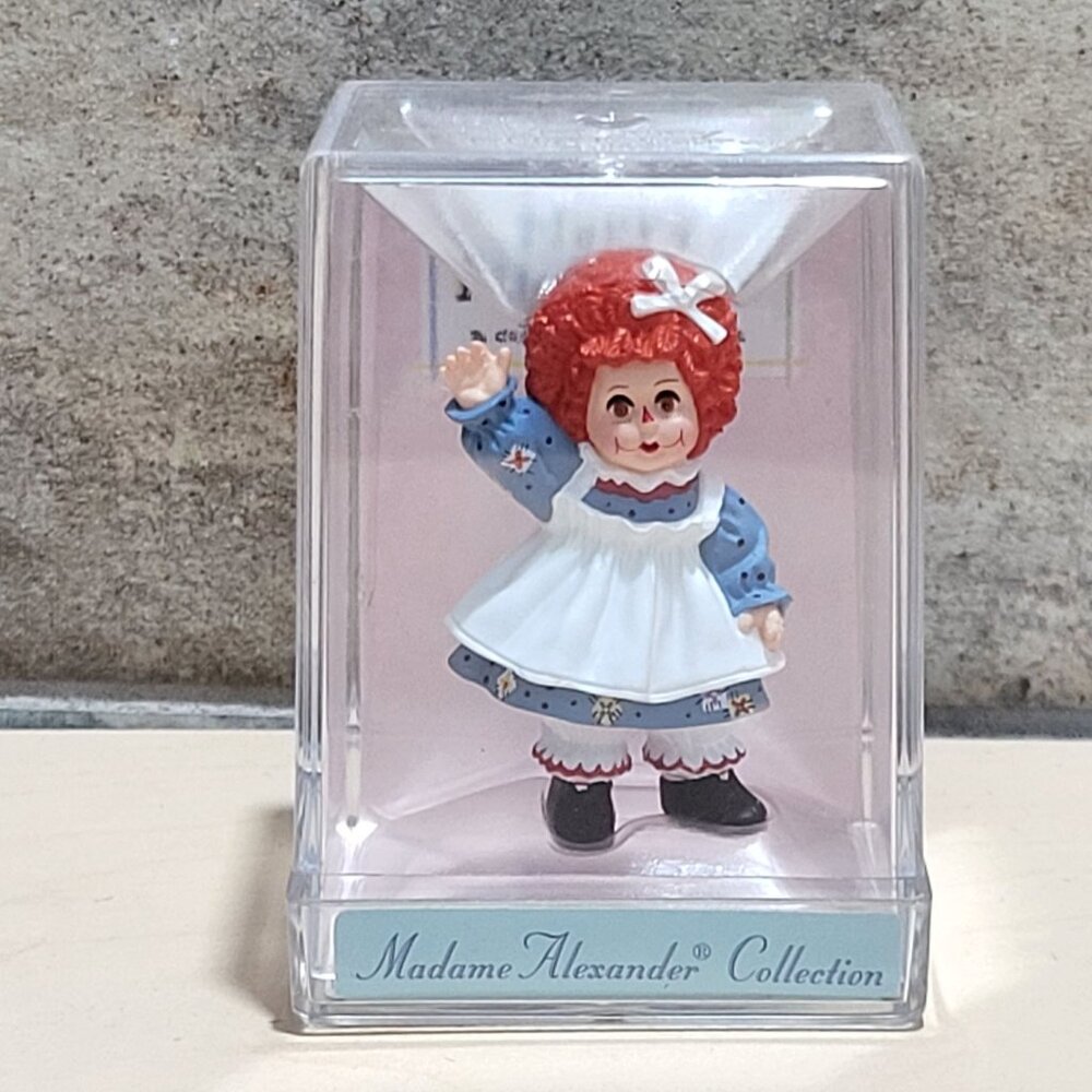 Hallmark Collection Merry Miniatures Madame Alexander Mop Top Wendy Raggedy Ann